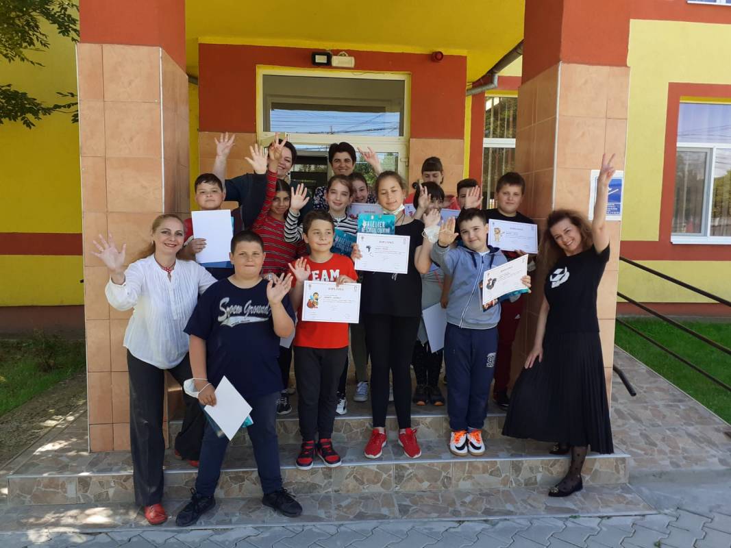 S-a încheiat atelierul de scriere creativă pentru elevii clasei a IV-a de la Școala Gimnazială „Nicolae Drăgan” Galda de Jos