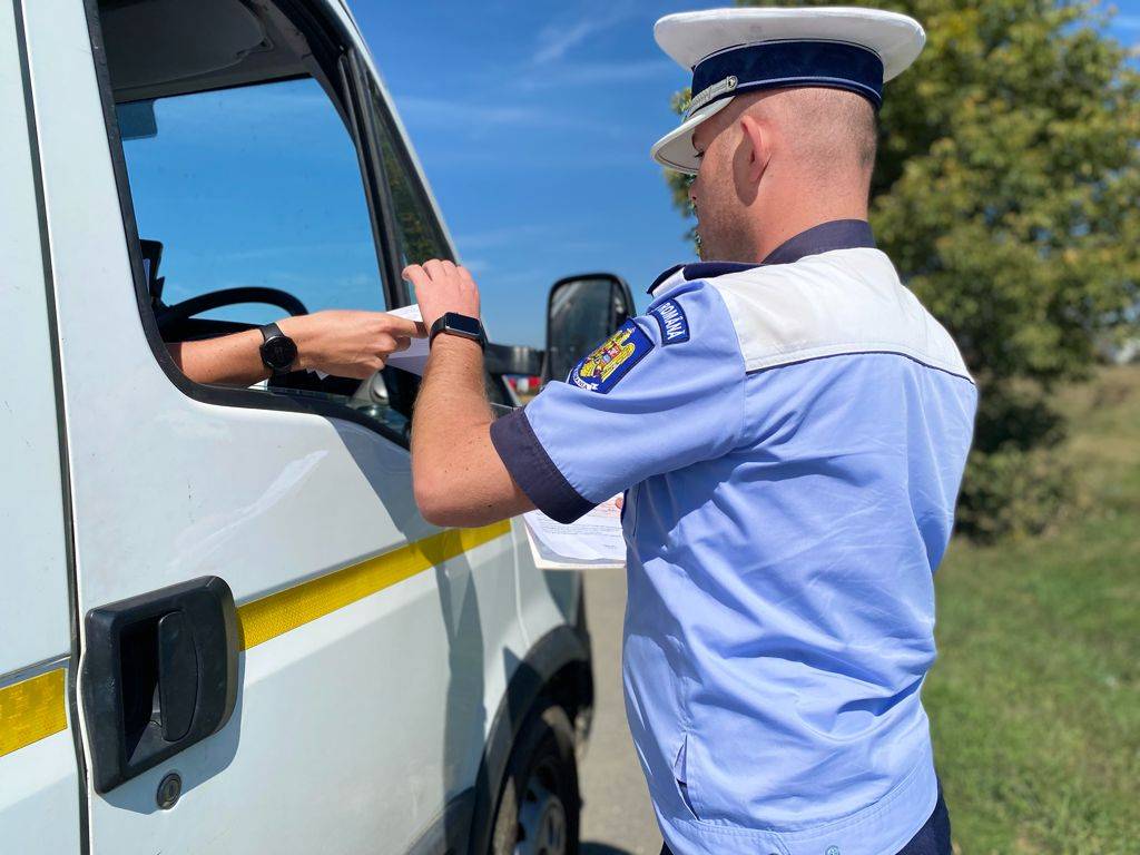 ACȚIUNE ORGANIZATĂ DE IPJ ALBA PENTRU PREVENIREA ACCIDENTELOR RUTIERE