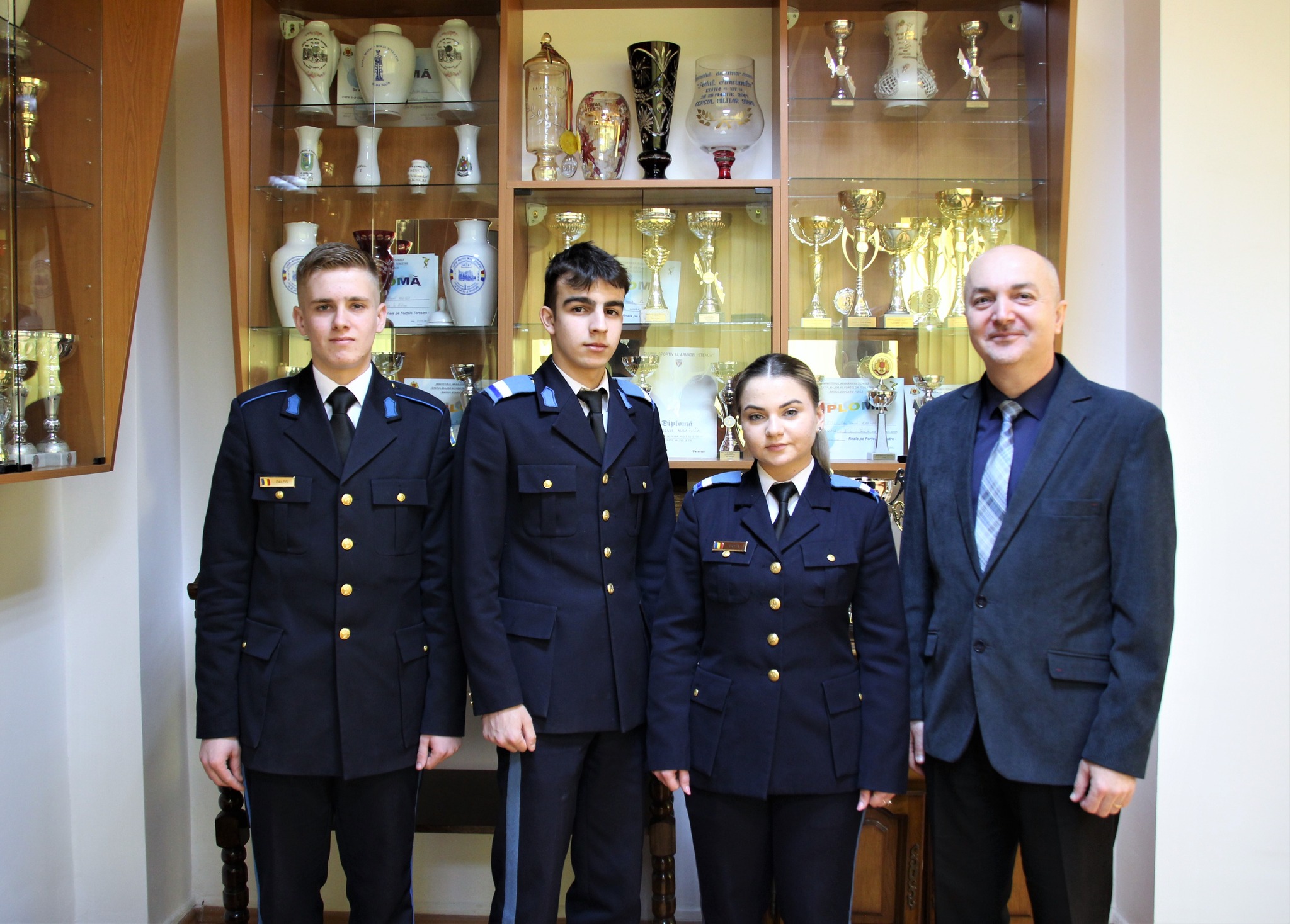 elevi militari calificati la Olimpiada Nationala de Istorie