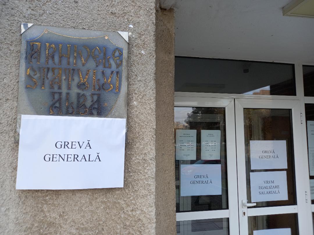 Grevă generală la Arhivele Naționale Alba: funcționarii cer echitate salarială și condiții mai bune de muncă
