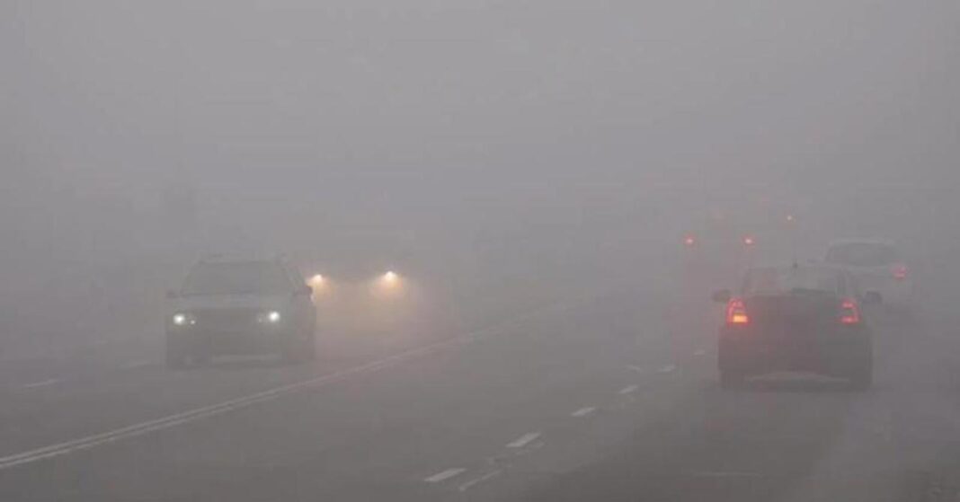 Cod galben de ceață în Alba, valabil până la ora 11:00. Vizibilitatea redusă sub 200 metri