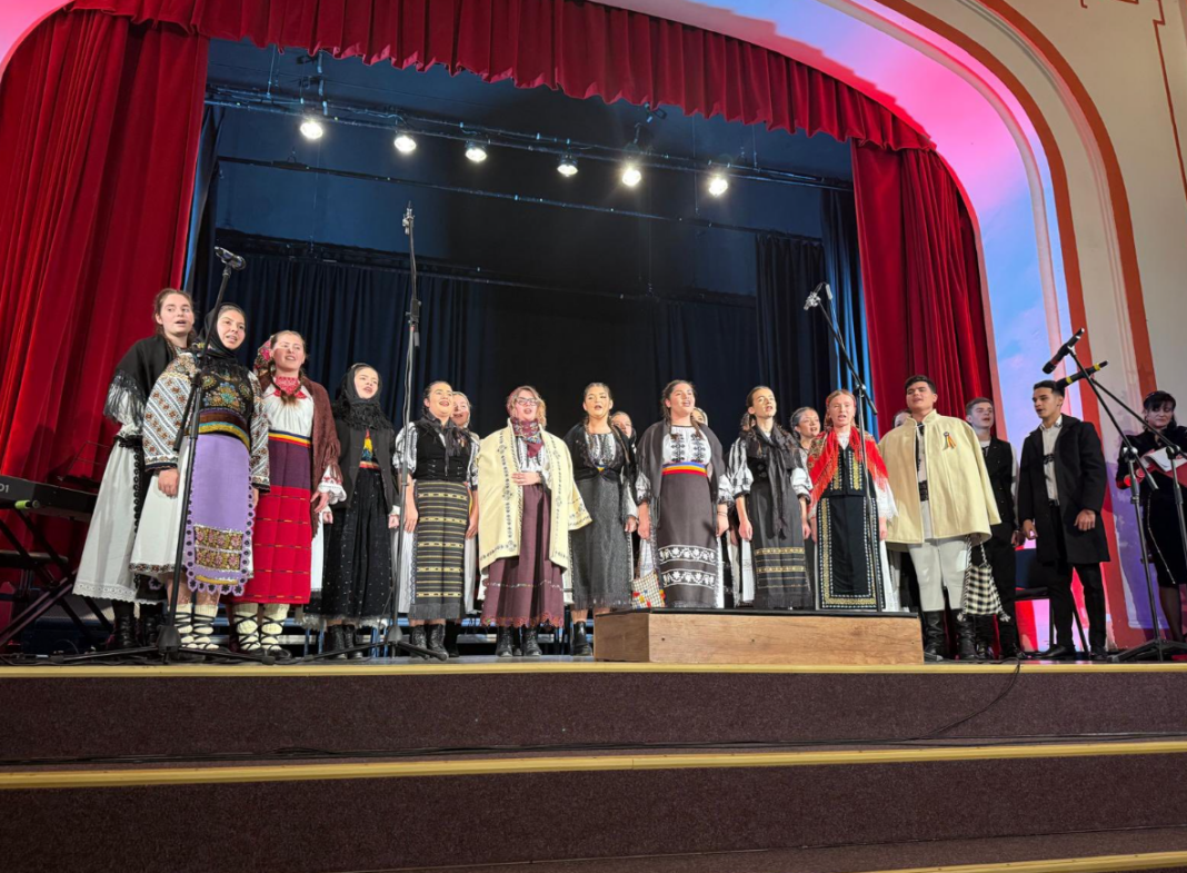 Concert de Crăciun emoționant la Liceul de Arte „Regina Maria”