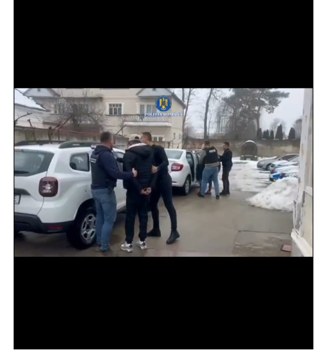 Au furat din supermarketurile din oraș. Doi tineri din Blaj, reținuți de polițiști pentru furt calificat