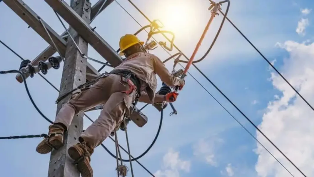 20 iulie 2026 | Centrele DEER suspendă activitățile cu publicul de Ziua Energeticianului. Modalități de raportare a întreruperilor de energie electrică
