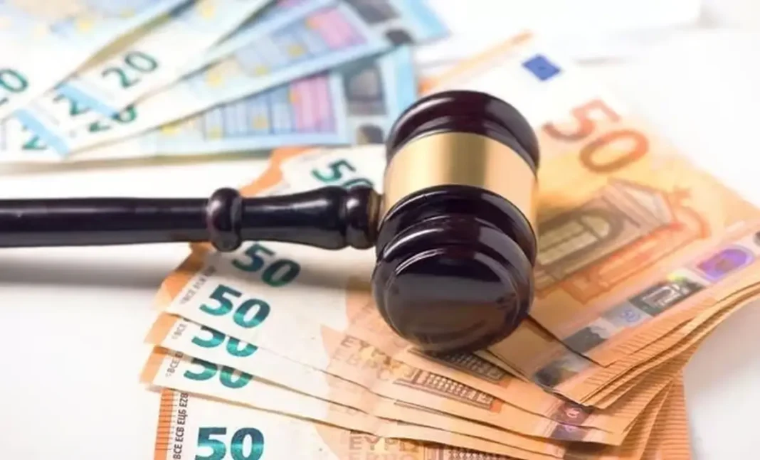 Administratorul unei firme de mobilă din Blaj, acuzat de evaziune fiscală de peste 160.000 de lei