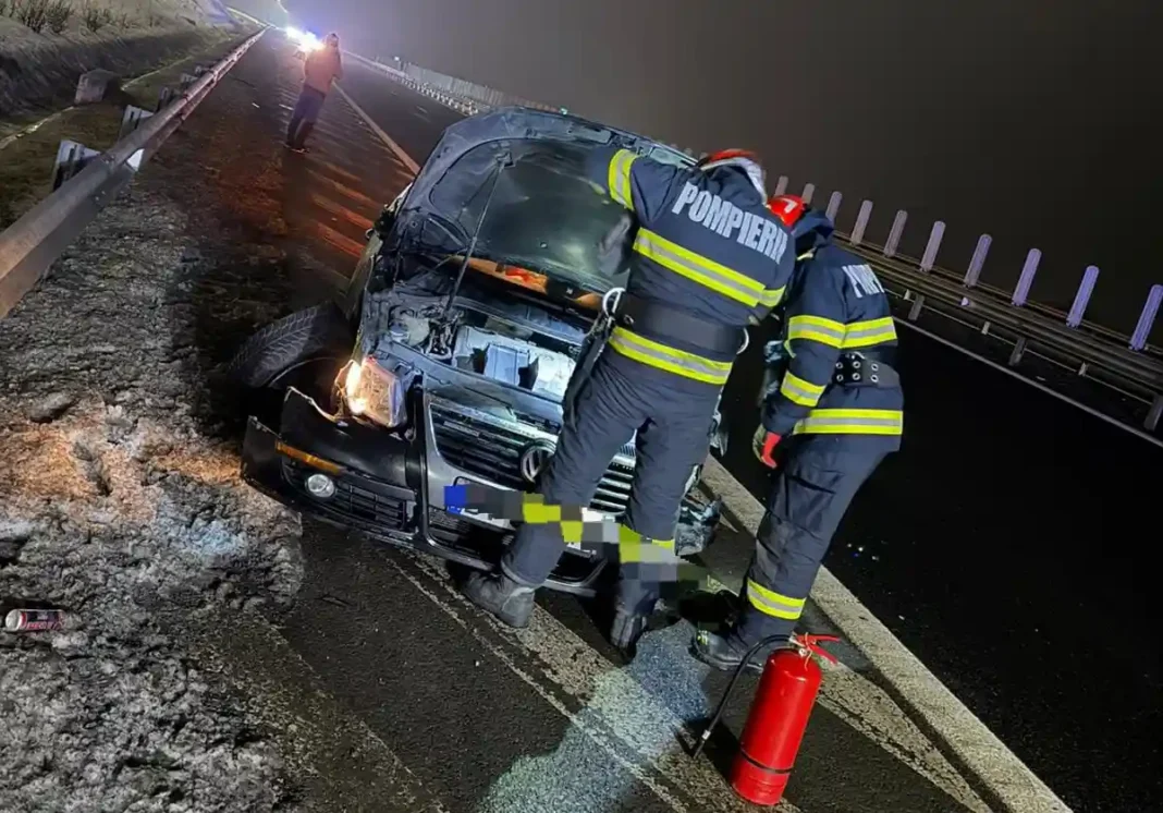 Coliziune pe Autostrada Sebeș-Sibiu: Vehicul implicat în impact cu parapetul