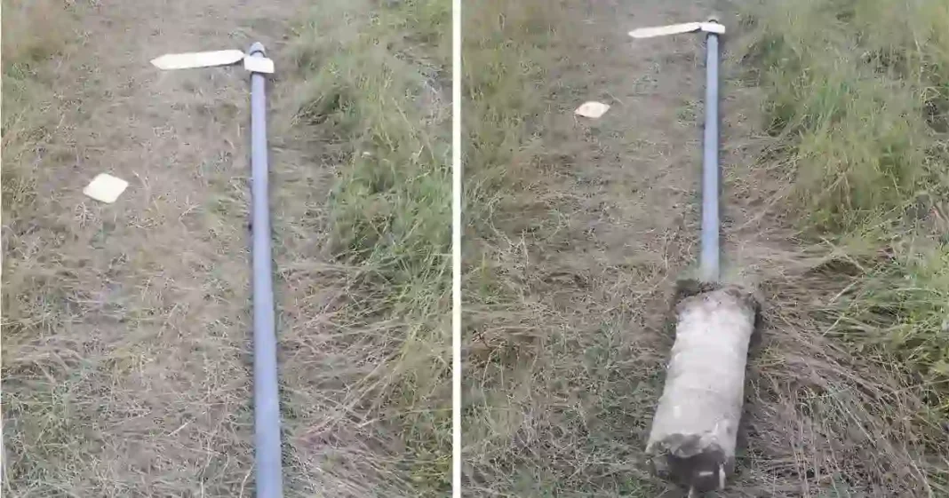 Foto | Indicator de pe Via Transilvanica vandalizat lângă Blaj. Asociație: „Actele de distrugere sunt pedepsite de lege”