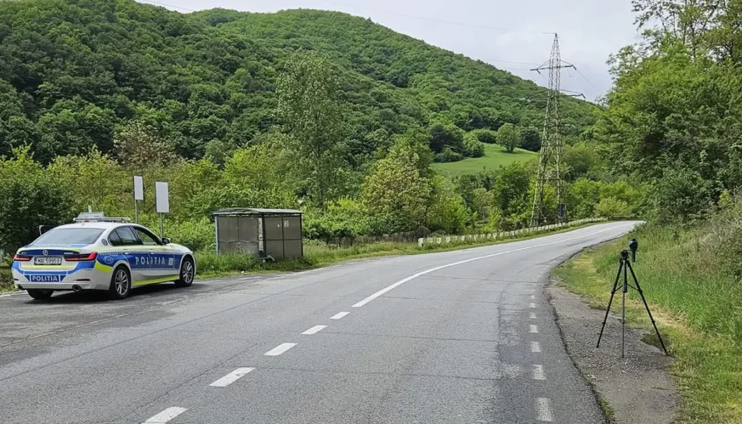 1 august 2026 | Polițiștii din Alba utilizează sistemul e-SIGUR pe drumurile județene: Zonele cu risc rutier sub lupă