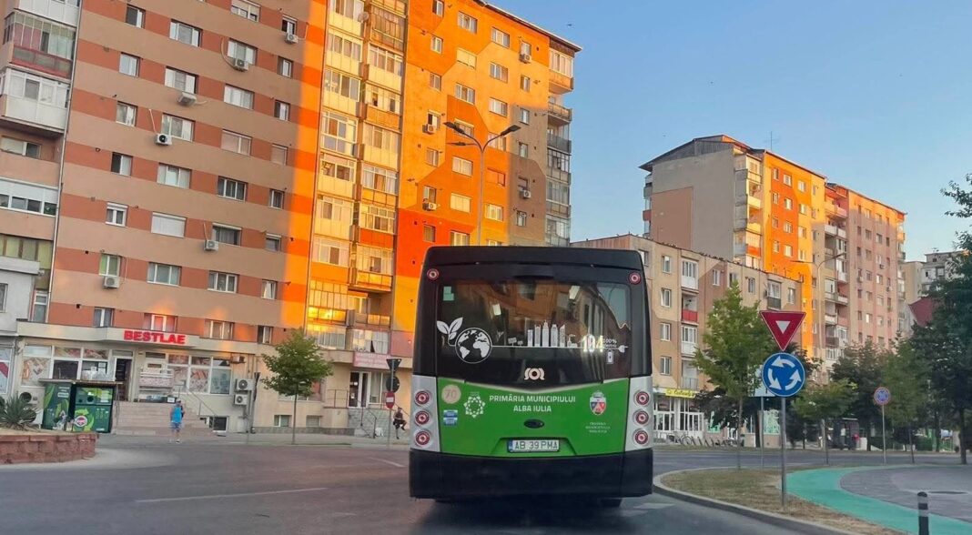 Compania municipală de transport din Alba Iulia a primit licența ARR pentru transportul public