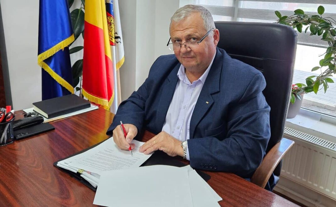 Consiliul Local Teiuș dă undă verde investițiilor în infrastructură: stații electrice, capelă și iluminat