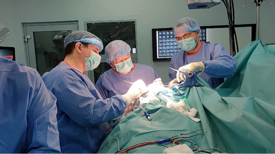 Echipamente moderne la Secția de Neurochirurgie a SJU Piatra-Neamț