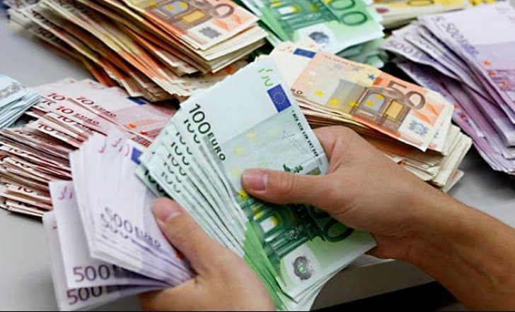 Mugur Isărescu, guvernatorul BNR, despre adoptarea euro: „România nu îndeplinește niciun criteriu în prezent”