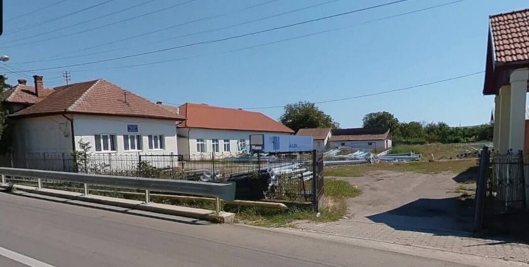 Primăria Alba Iulia lansează licitația publică pentru închirierea fostei școli din Oarda de Jos