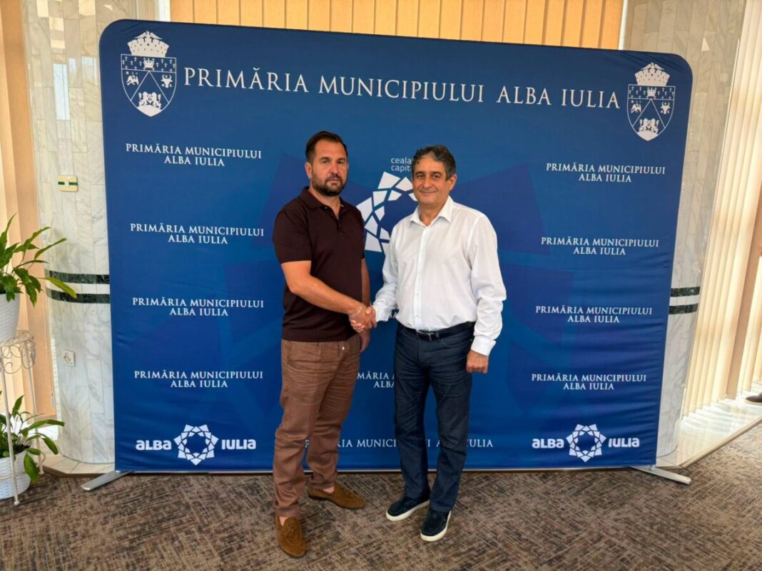 Semnarea contractului pentru extinderea rețelei de apă și canalizare în zona Emil Racoviță din Alba Iulia