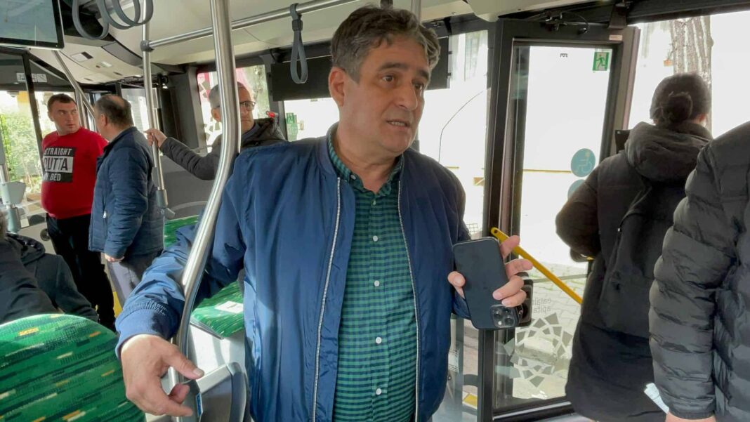 Transportul public SE REIA în Alba Iulia. Primarul Pleșa a declarat că primăria va achita compensații către STP, dar datoriile persistă