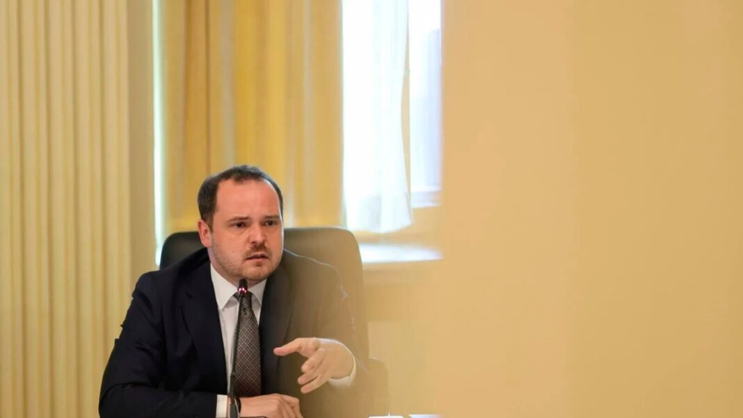 Alexandru Rogobete dezvăluie lui Ilie Bolojan 'situația din spitale': 'Resursele de trombolitic sunt suficiente doar pentru un infarct'