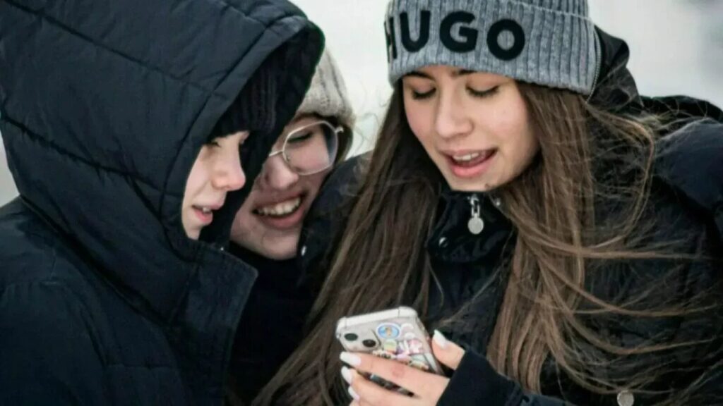 Diminețile Fără Telefon Reduc Stresul, Afirmă Specialiștii
