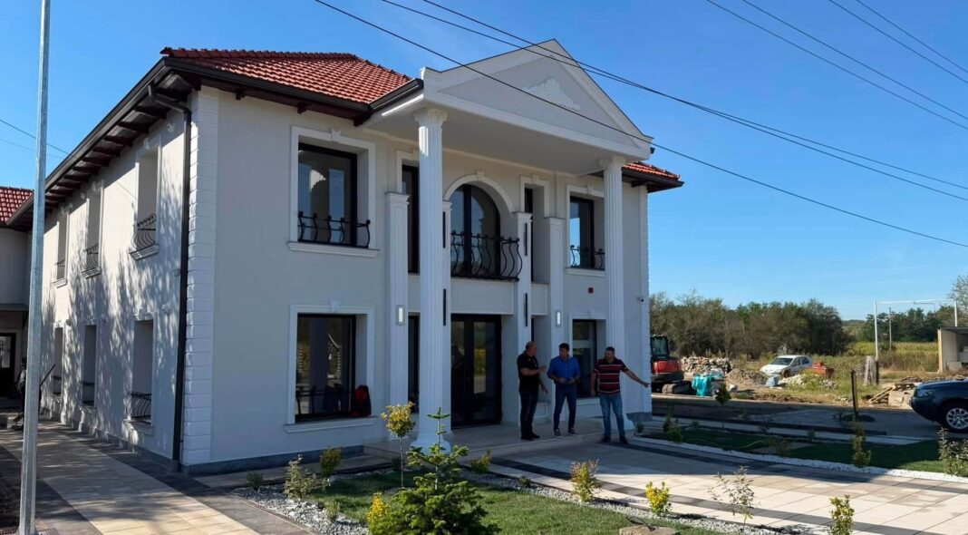 IMAGINI: Transformarea Primăriei Fărău prin modernizare. Proiect finanțat din fonduri europene