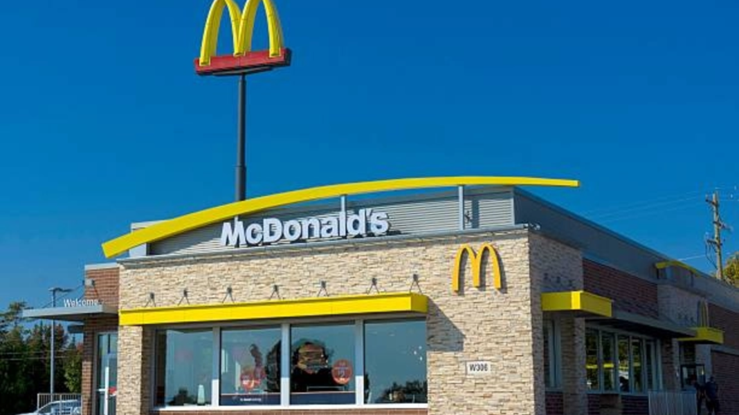 McDonald's Investeste 8,5 Miliarde pentru Modernizare