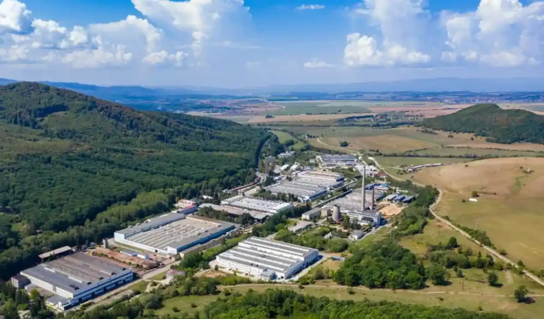 Parc Industrial Inteligent în Cugir: Investiție Majoră