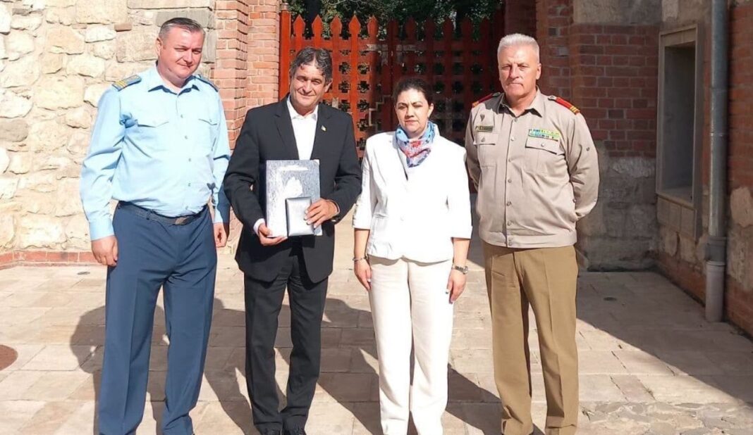 Primăria Alba Iulia onorată pentru restaurarea Cimitirului Eroilor