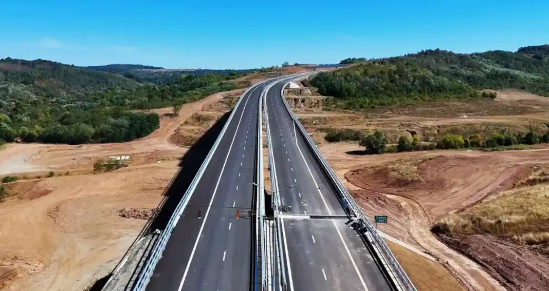 Progres semnificativ pe un tronson cheie al Autostrăzii A3: 42 km ar putea fi inaugurați cu trei luni înainte de termen