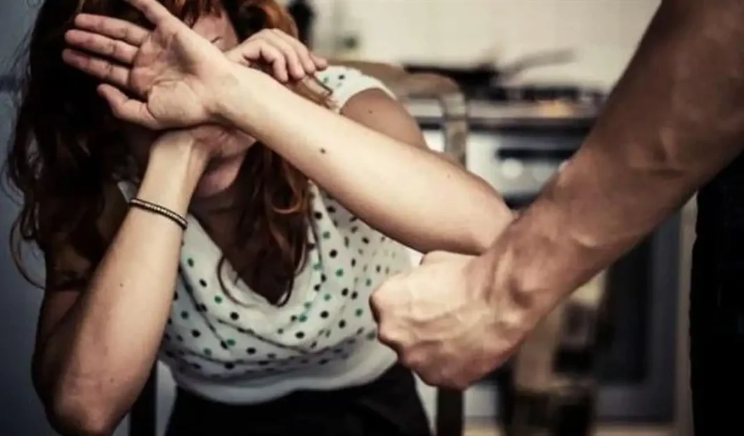 Registrul Agresorilor, o posibilă realitate în România: Oportunitatea pentru femei de a cunoaște istoricul violent al partenerilor