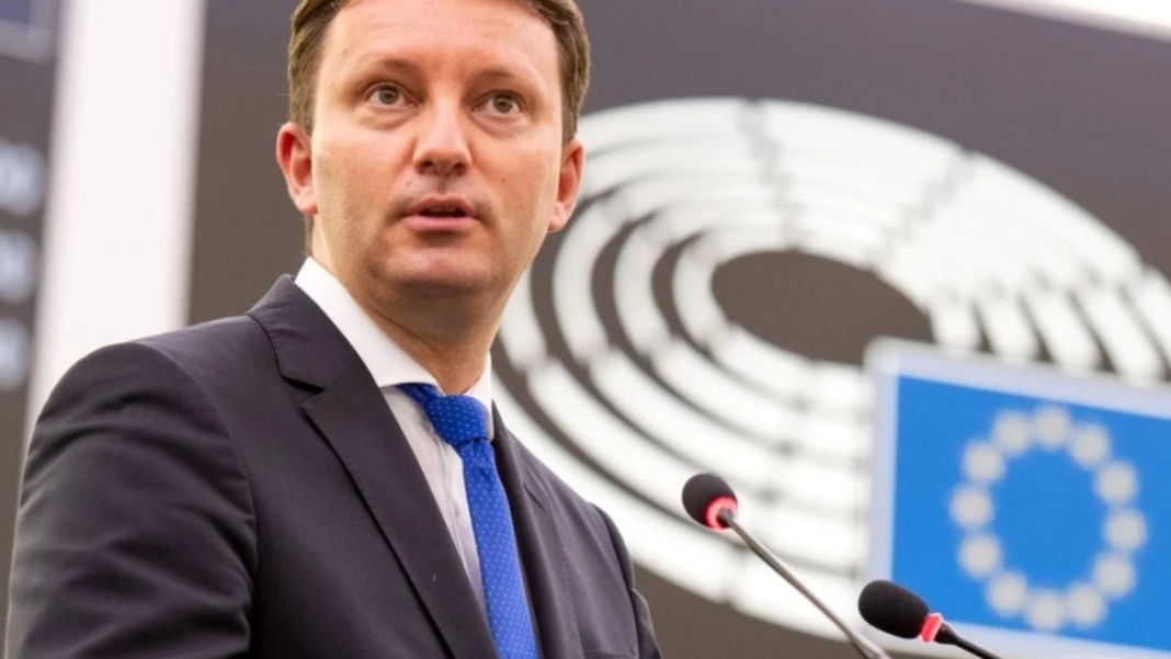 Siegfried Mureșan, candidatul PNL-USR-UDMR pentru postul de premier. Parcursul său politic european