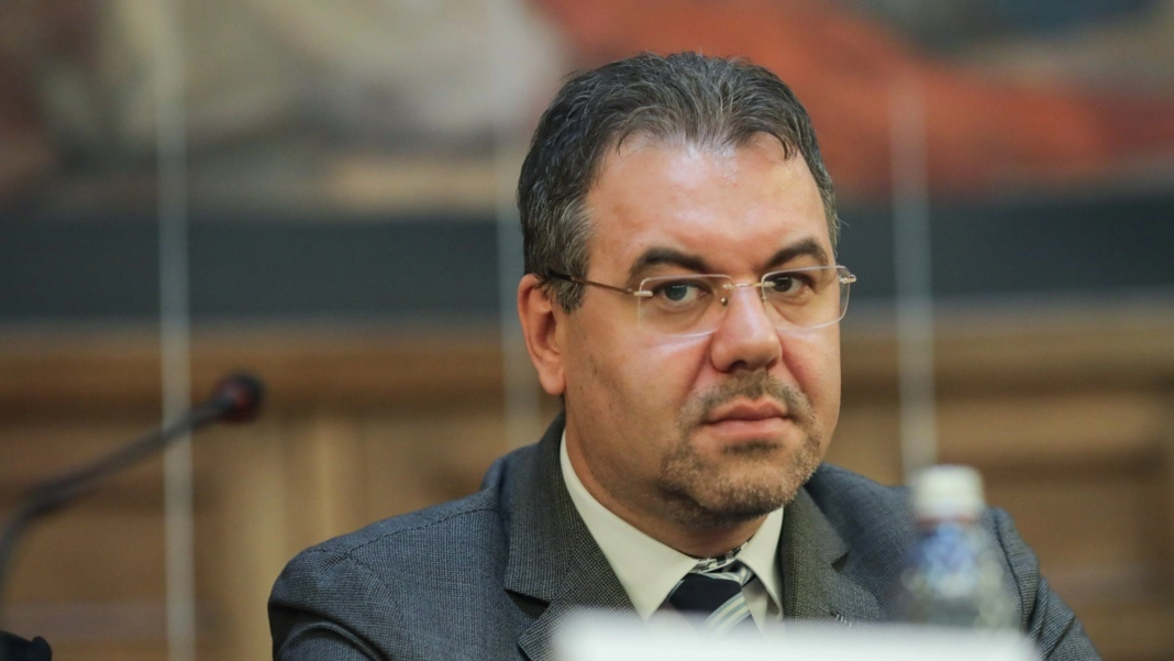 SURSE: Leonardo Badea, prim-viceguvernator al BNR, considerat pentru funcția de premier. Propunerea, pe masa lui Nicușor Dan