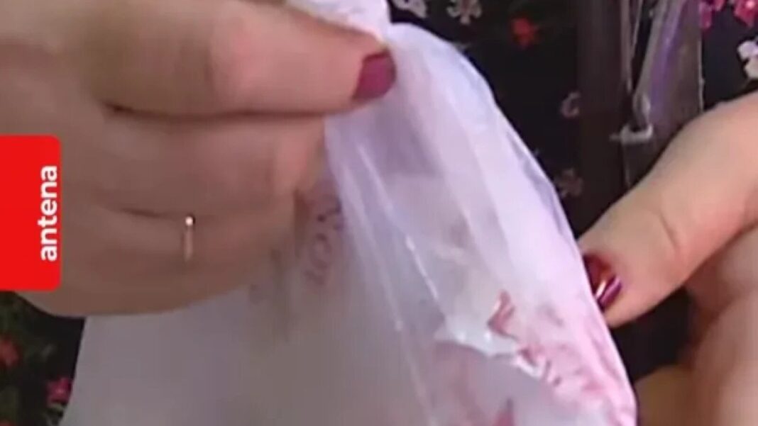 VIDEO: O pensionară își permite doar trei felii de șuncă sub guvernarea Bolojan: ‘Doar mă uit și plec. Mă gândesc la gaze și îmi vine să plâng’