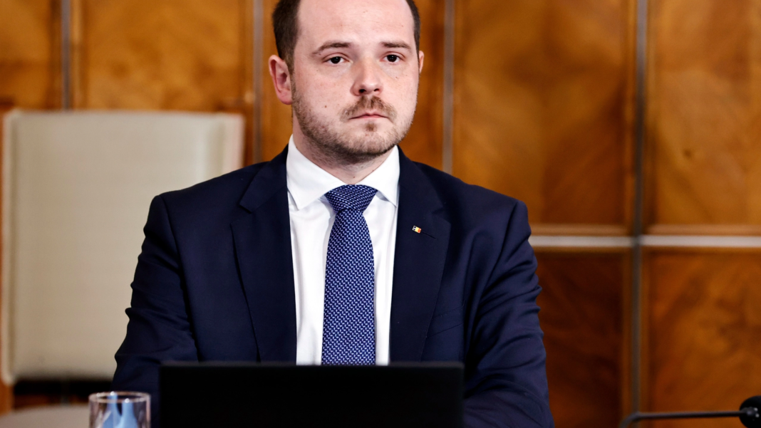 VIDEO | Rogobete: ‘Criza din sănătate nu mai poate fi mascată prin declarații și explicații bine împachetate în reformă’. Fostul ministru solicită fonduri pentru spitale din Fondul de rezervă