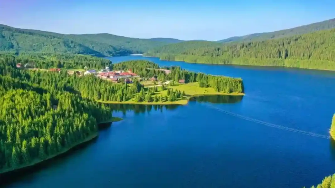 Ingineri și IT-iști se reunesc la Mănăstirea Oașa