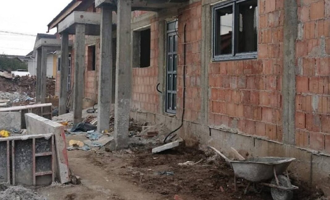 Intabularea construcțiilor vechi fără autorizație