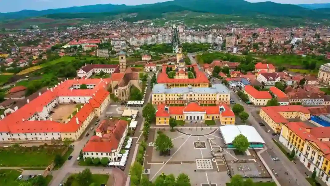 Zece orașe concurează pentru Capitala Tineretului 2028